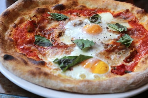 Mercatto delivers thin-crust pizza in downtown Toronto at 6 locations.