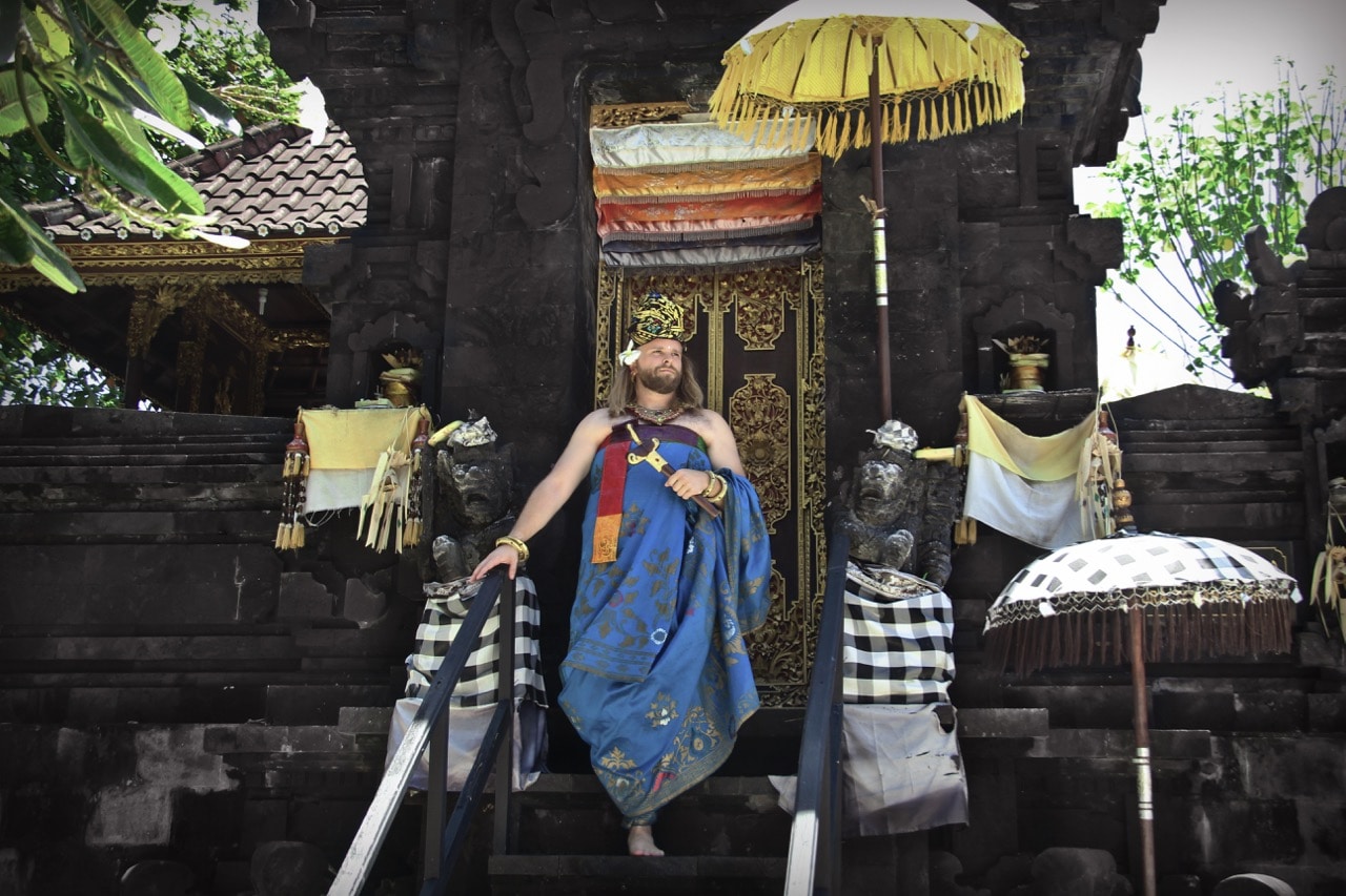 Book a traditional Bali honeymoon photoshoot at The Hard Rock Hotel Bali.