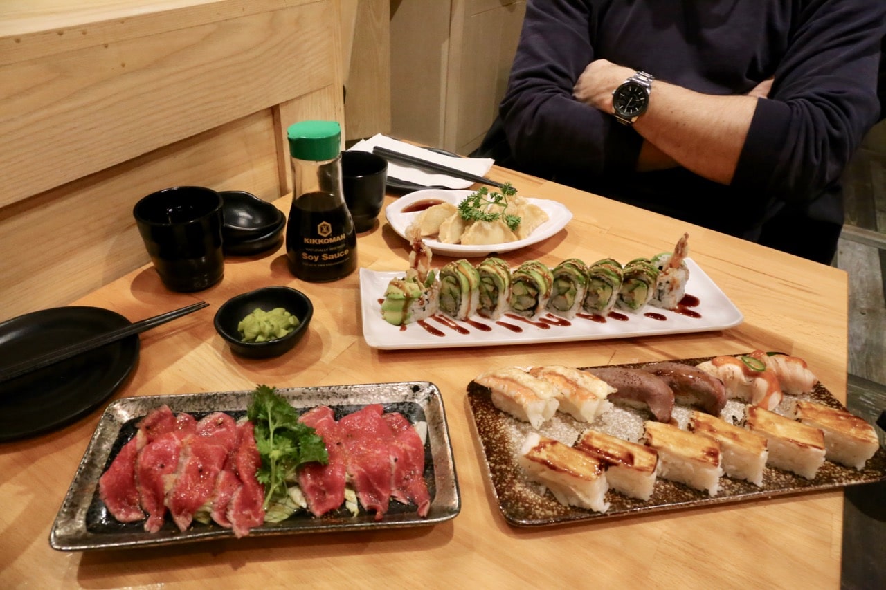 Markham Restaurants: AYCE sushi at KaKa All You Can Eat.