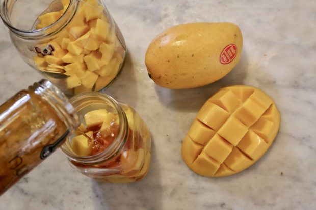 Get creative by making fermented mango honey. 