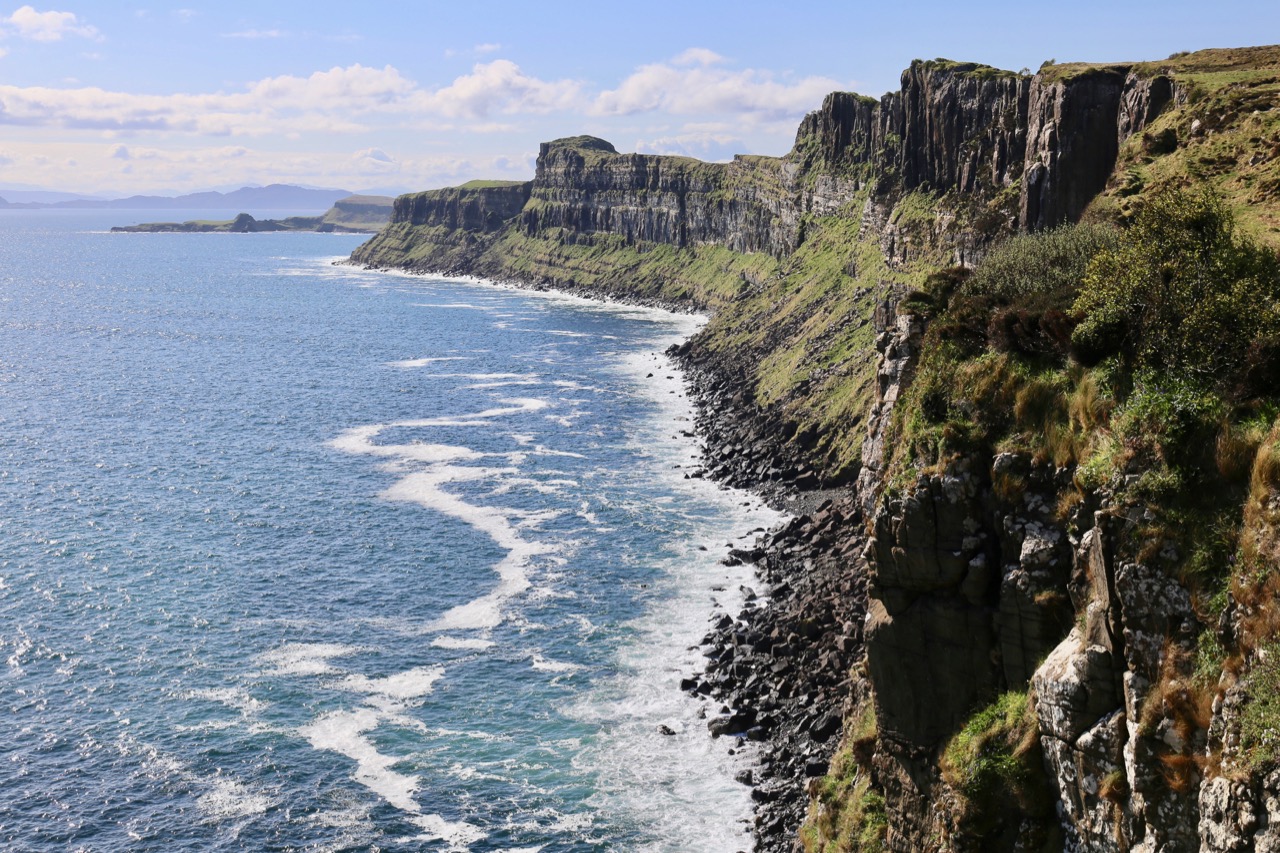 Enjoy a pitstop at Kilt Rock and Mealt Falls to enjoy Skye's jaw-dropping scenery.