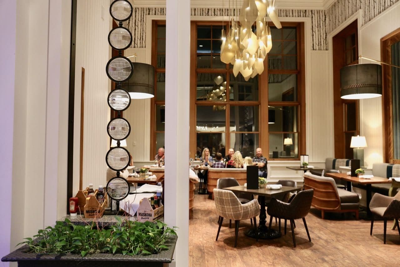 The Muskoka resort's luxurious lobby spills into a chic bar and restaurant.