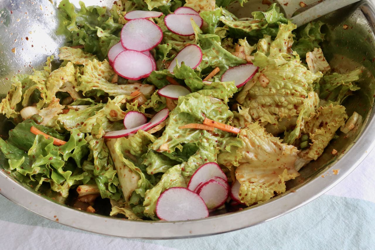 This healthy Korean Lettuce Salad is vegan and vegetarian friendly. 