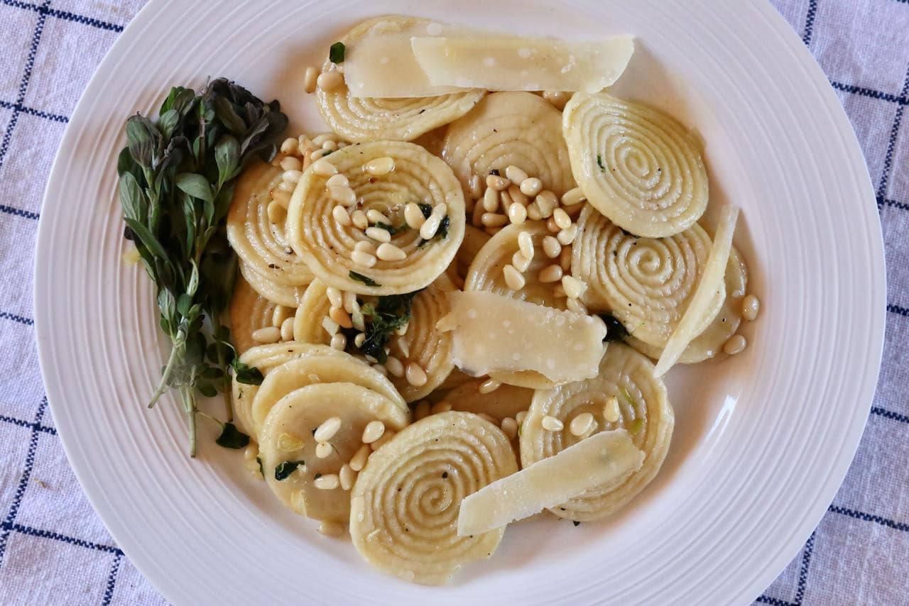 Now you're an expert on how to make traditional Corzetti pasta!