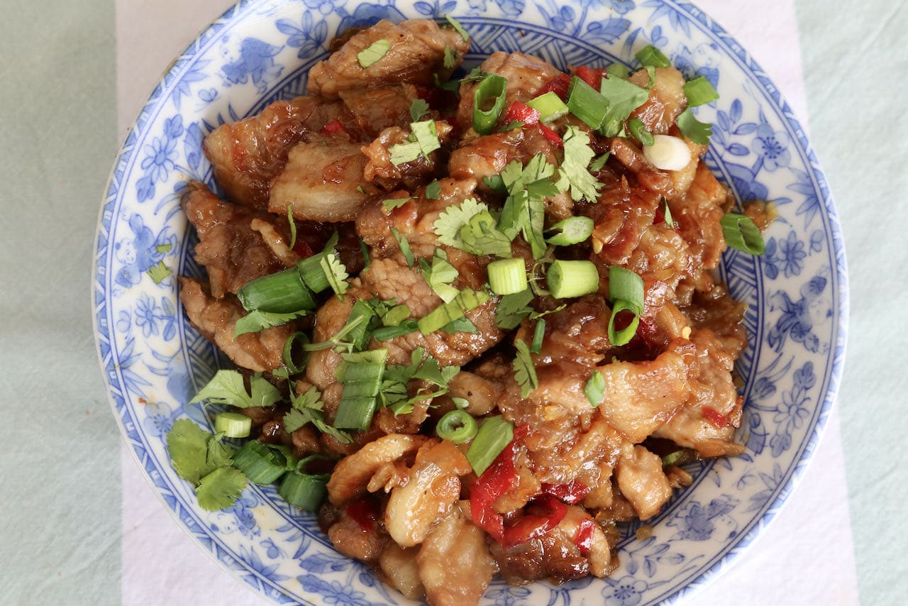 Serve Thit Ram Vietnamese Caramel Pork with steamed rice or noodles.