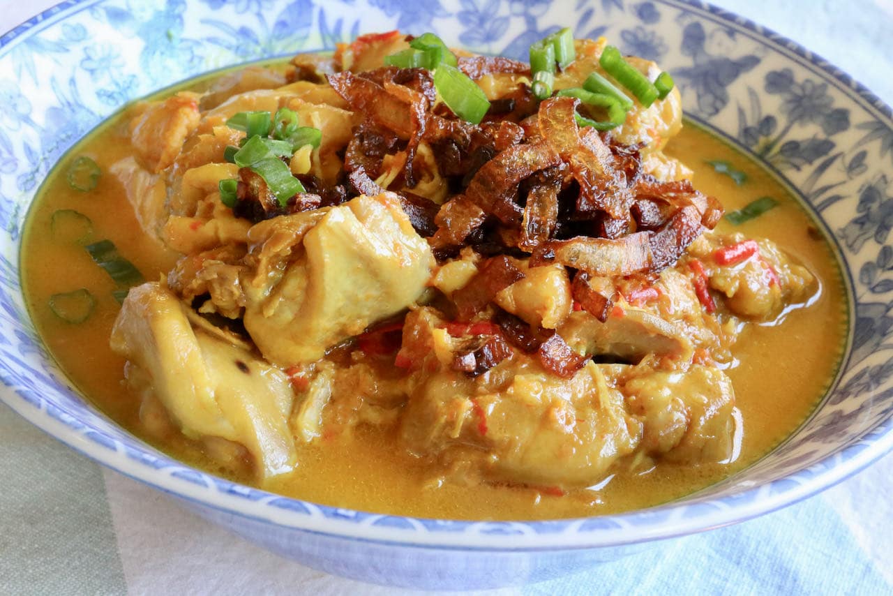 Serve Burmese Chicken with steamed rice or noodles.
