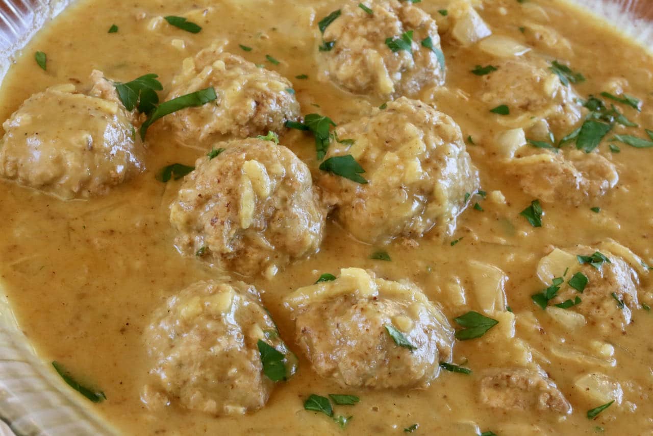 Now you're an expert on how to make the best traditional Boller I Karry Danish Meatballs in Curry recipe!