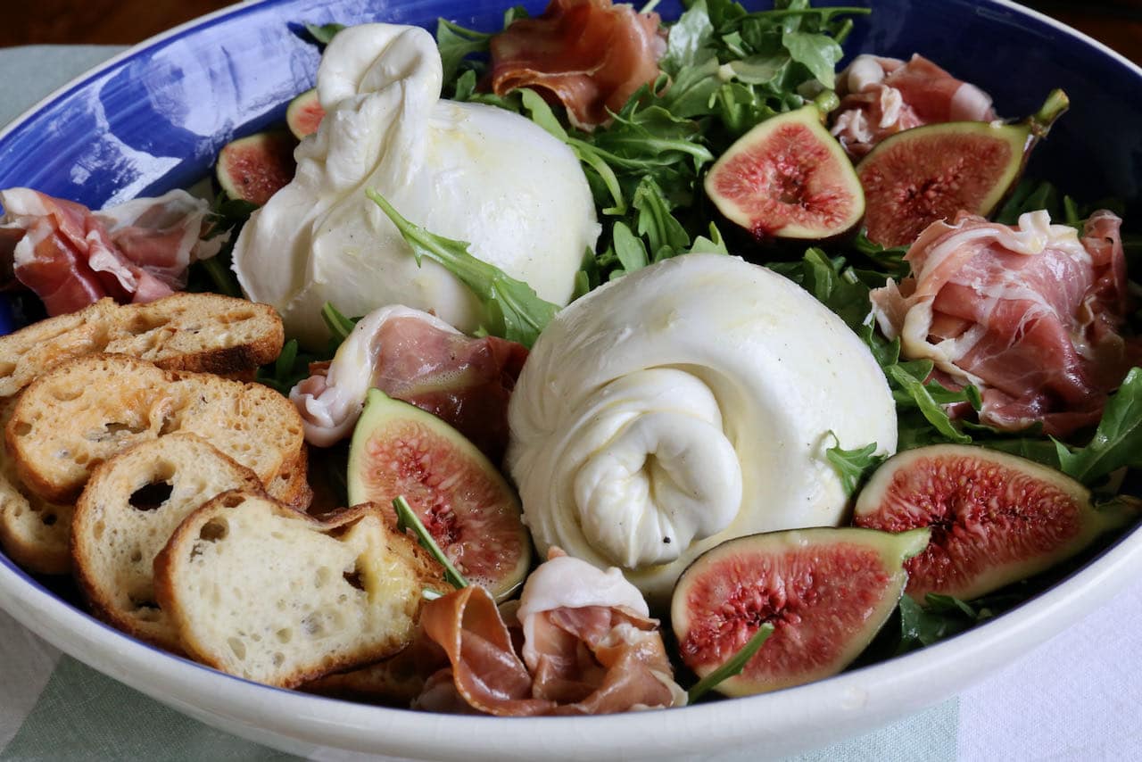 Serve a Burrata and Prosciutto bowl with your favourite pasta, pizza and grilled meat or seafood.