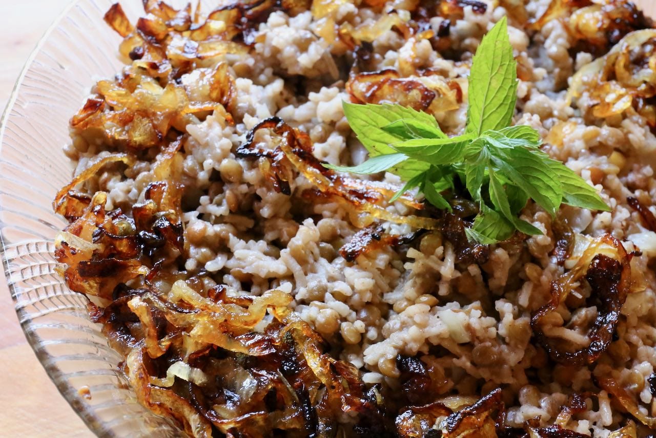 Mdardara Lebanese Caramelized Onion Lentil Rice Recipe