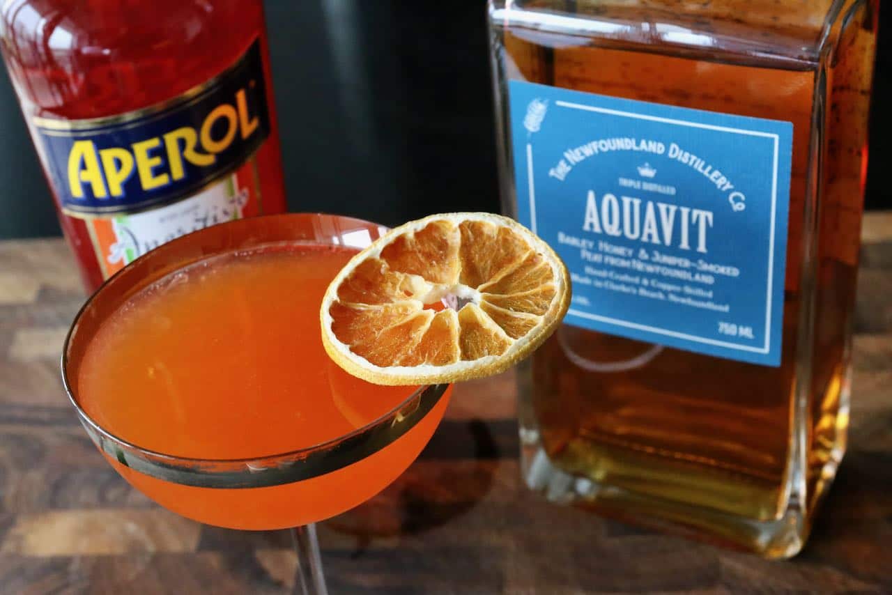 This Aquavit Cocktail is the perfect drink to make at aperitivo hour for citrus lovers.