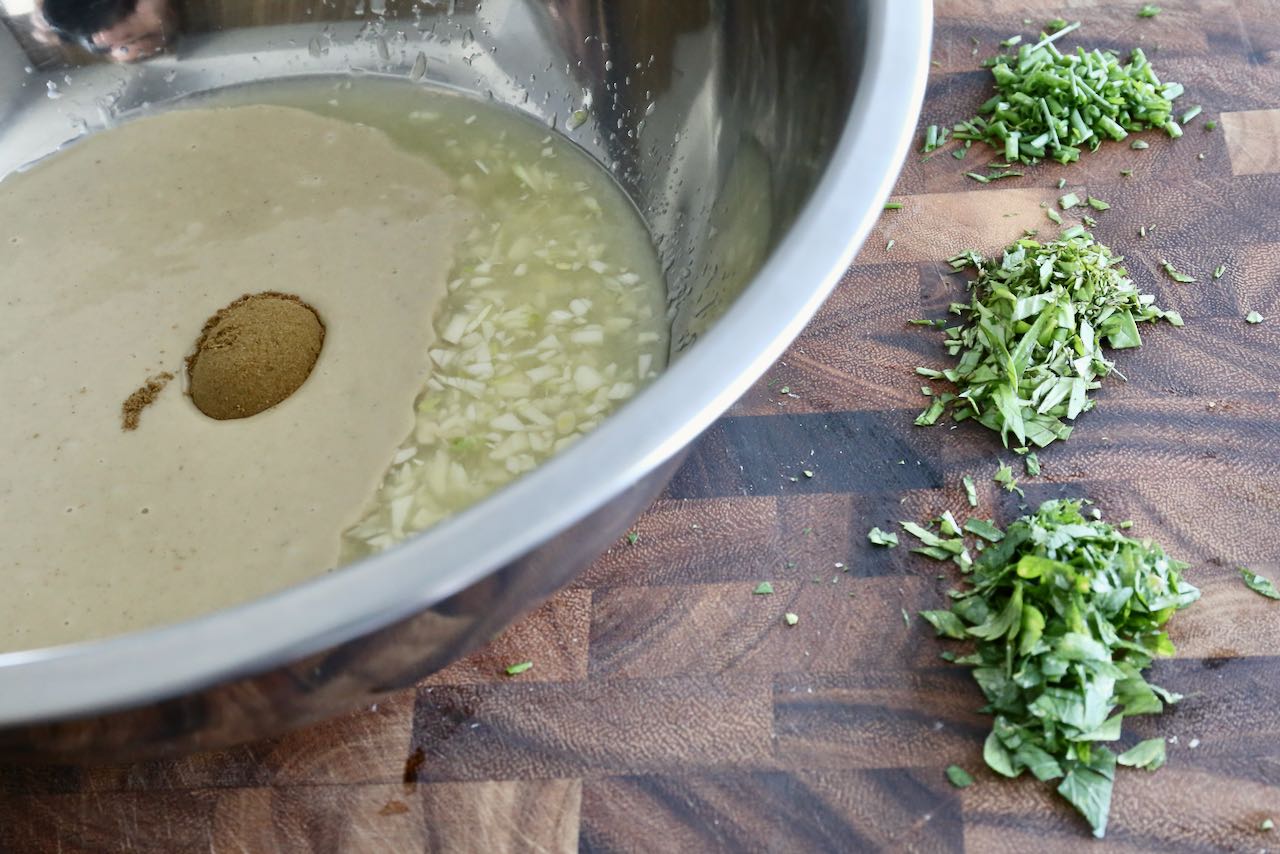 Prepare this easy vegan dressing in a salad bowl.