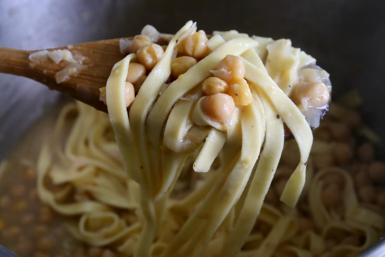 When pasta water and chickpeas are cooked together the create a creamy sauce.