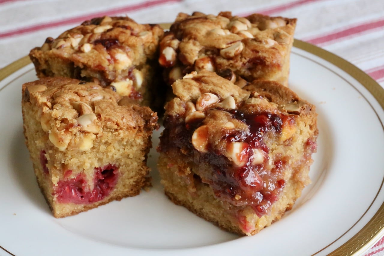 Now you're an expert on how to make the best White Chocolate and Raspberry Blondies recipe!