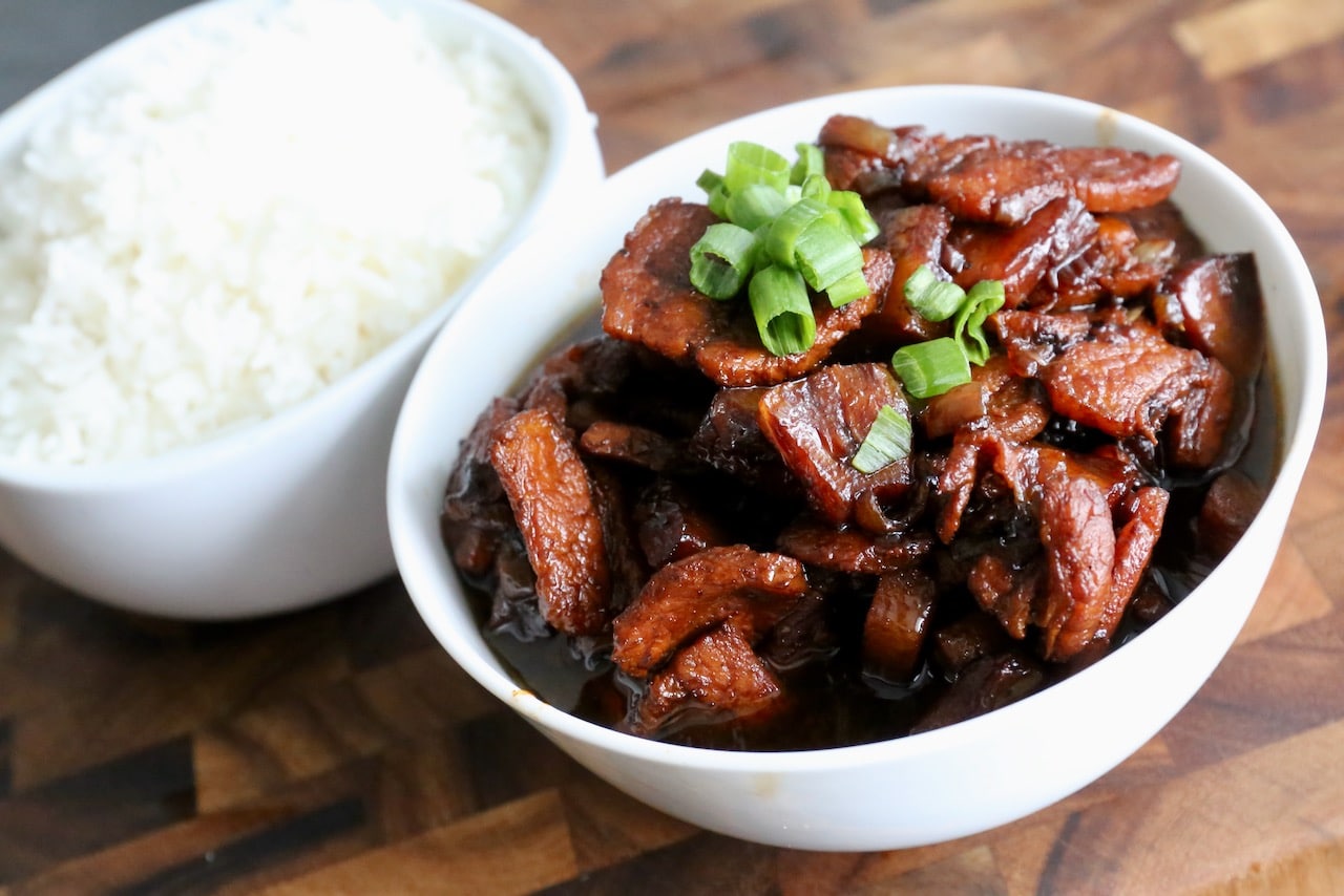 Serve this Pork Hamonado recipe with steamed rice or stir fried noodles.