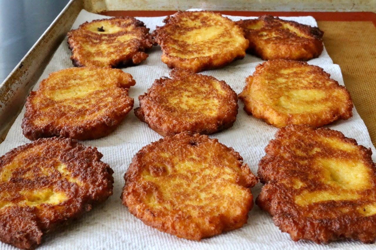 Ukrainian Deruny (Potato Pancakes) - Savas Kitchen