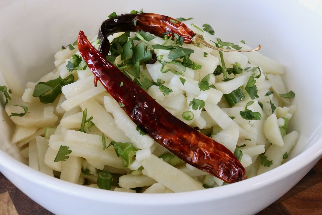 Now you're an expert on how to make easy Chinese Shredded Potato Salad!