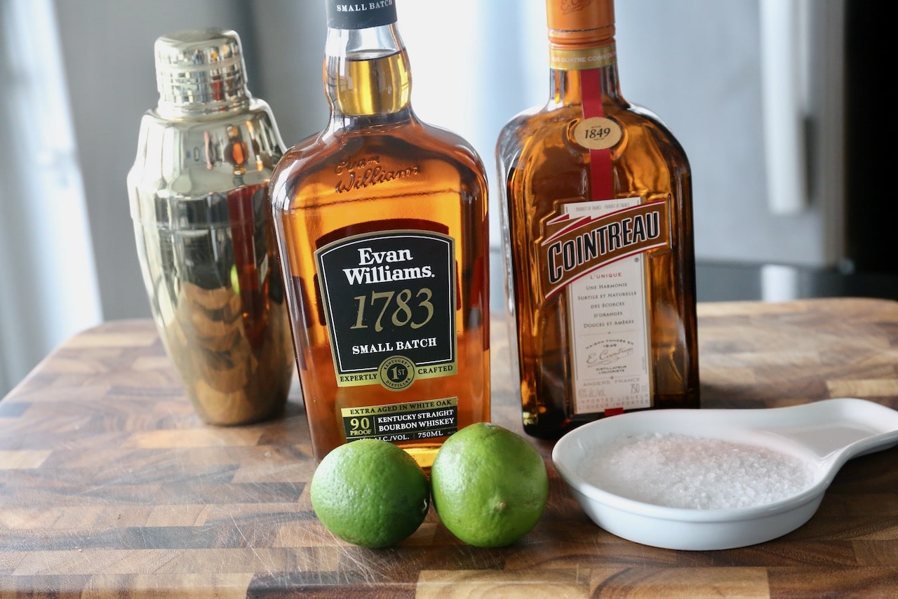 Traditional Whiskey Margarita recipe ingredients.