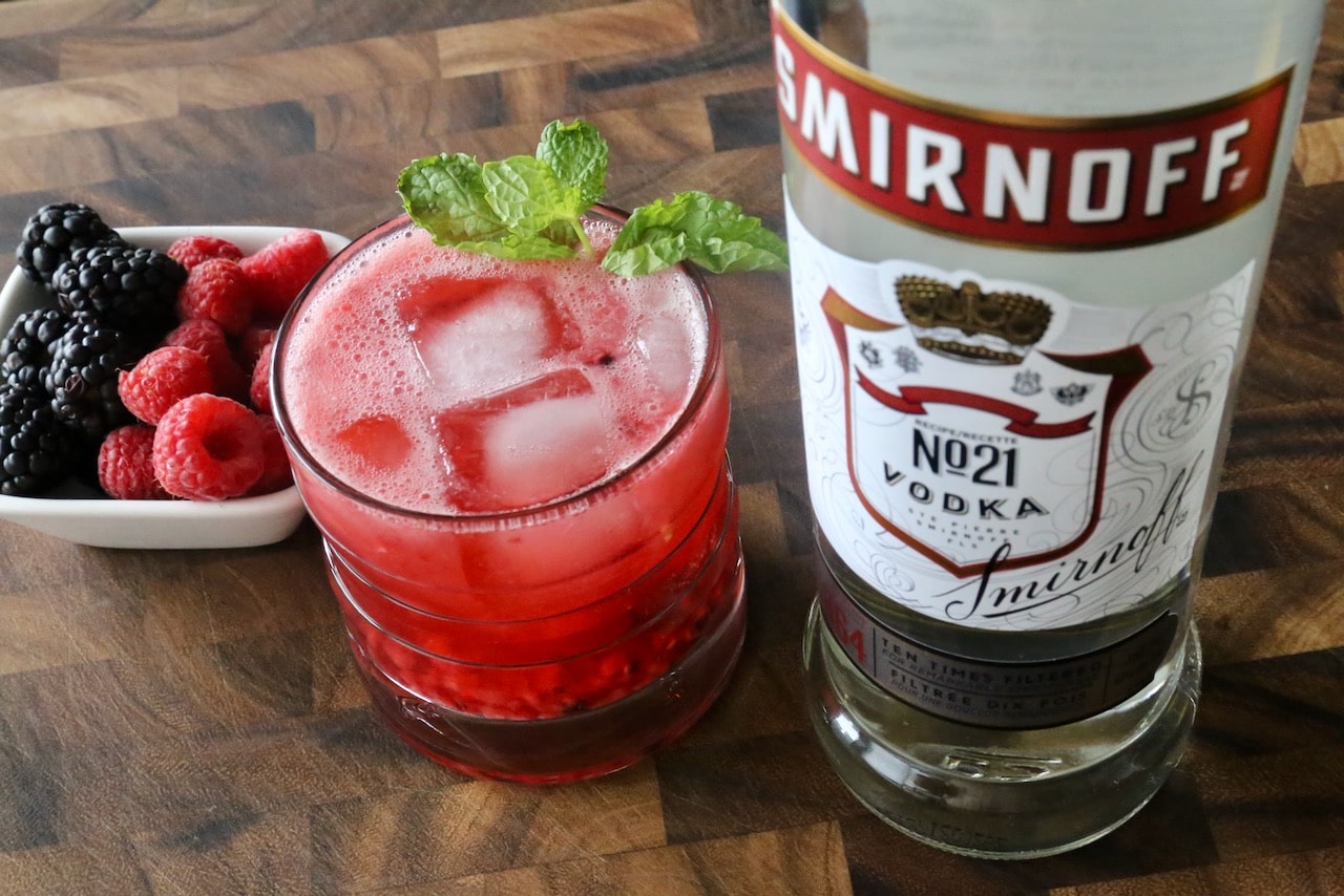 Raspberry & Blackberry Vodka Spritzer Cocktail Recipe