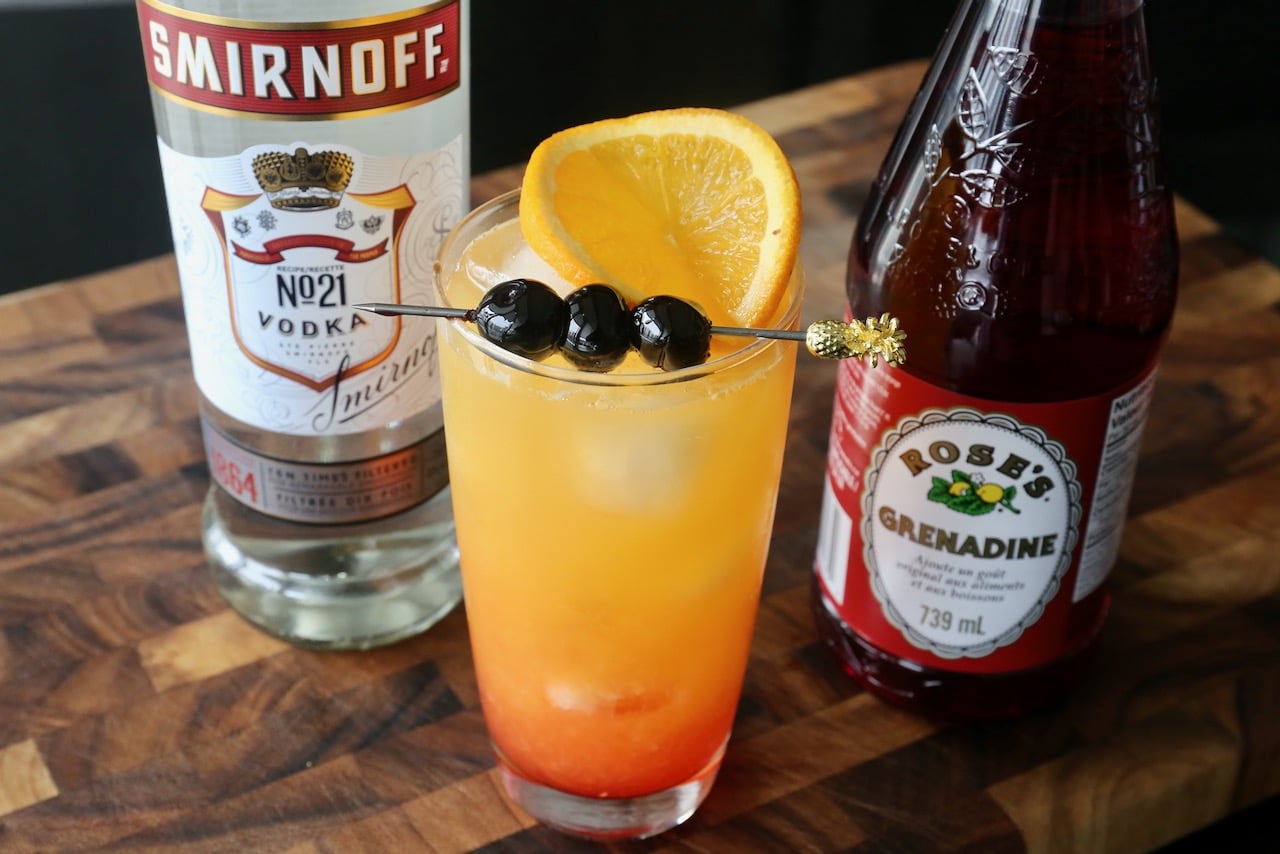Now you're an expert on how to make a Vodka Sunrise recipe!