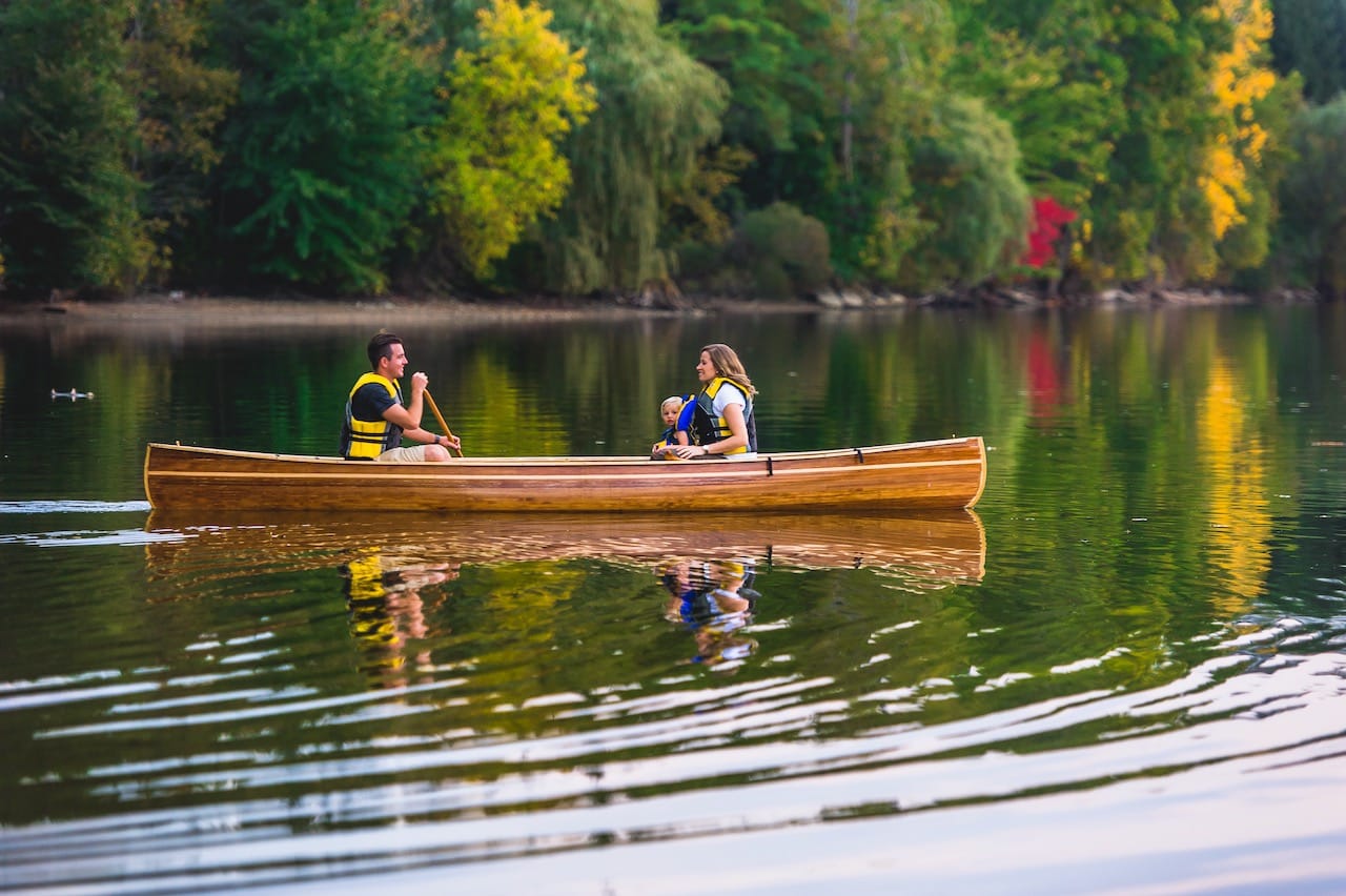 Things To Do In Woodstock For Nature Lovers: Paddle at Pittock Conservation Area.