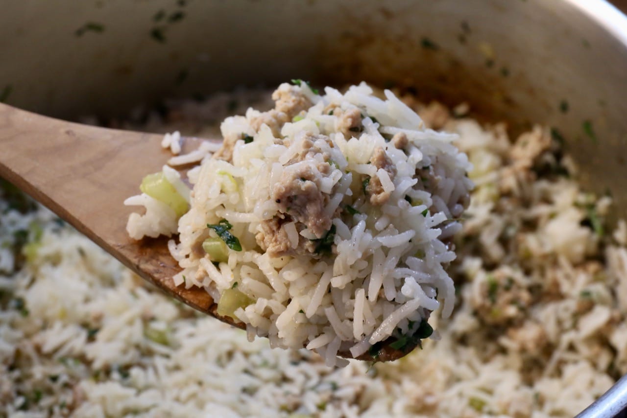 You can prepare Louisiana rice dressing with ground beef or turkey.