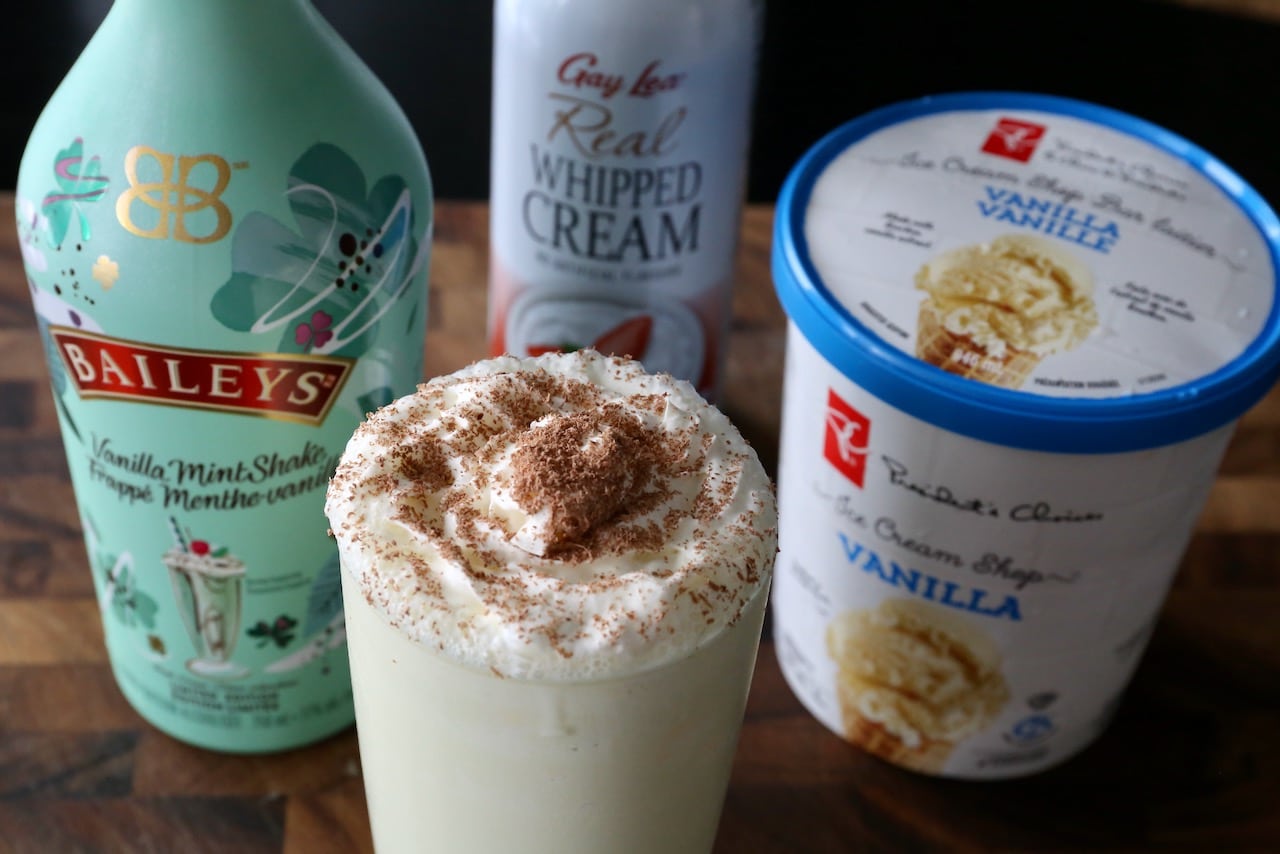 Baileys Vanilla Mint Shake Irish Cream Cocktail Recipe
