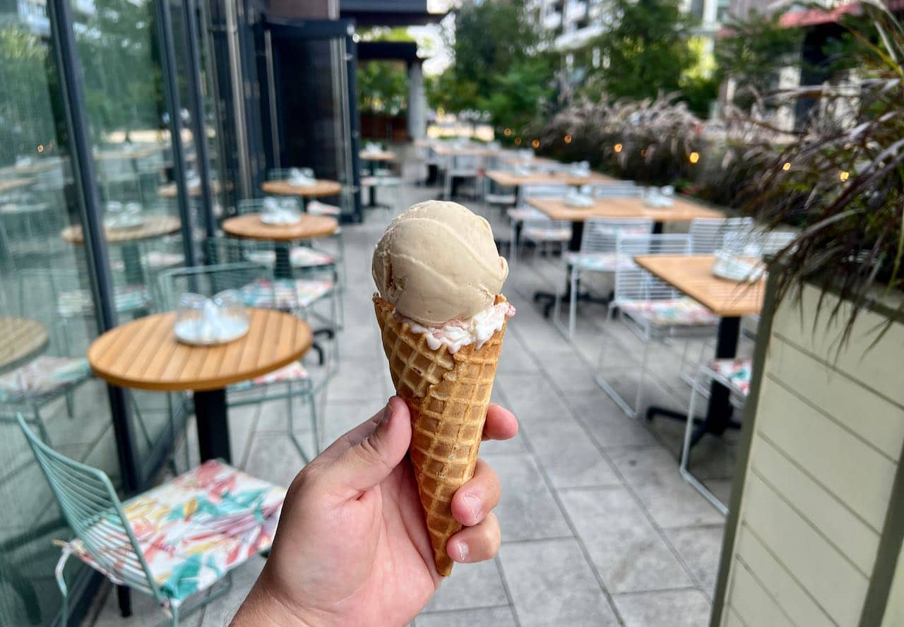 In the summer Cafe ZUZU in Regent Park has an ice cream window selling delicious Italian gelato. 