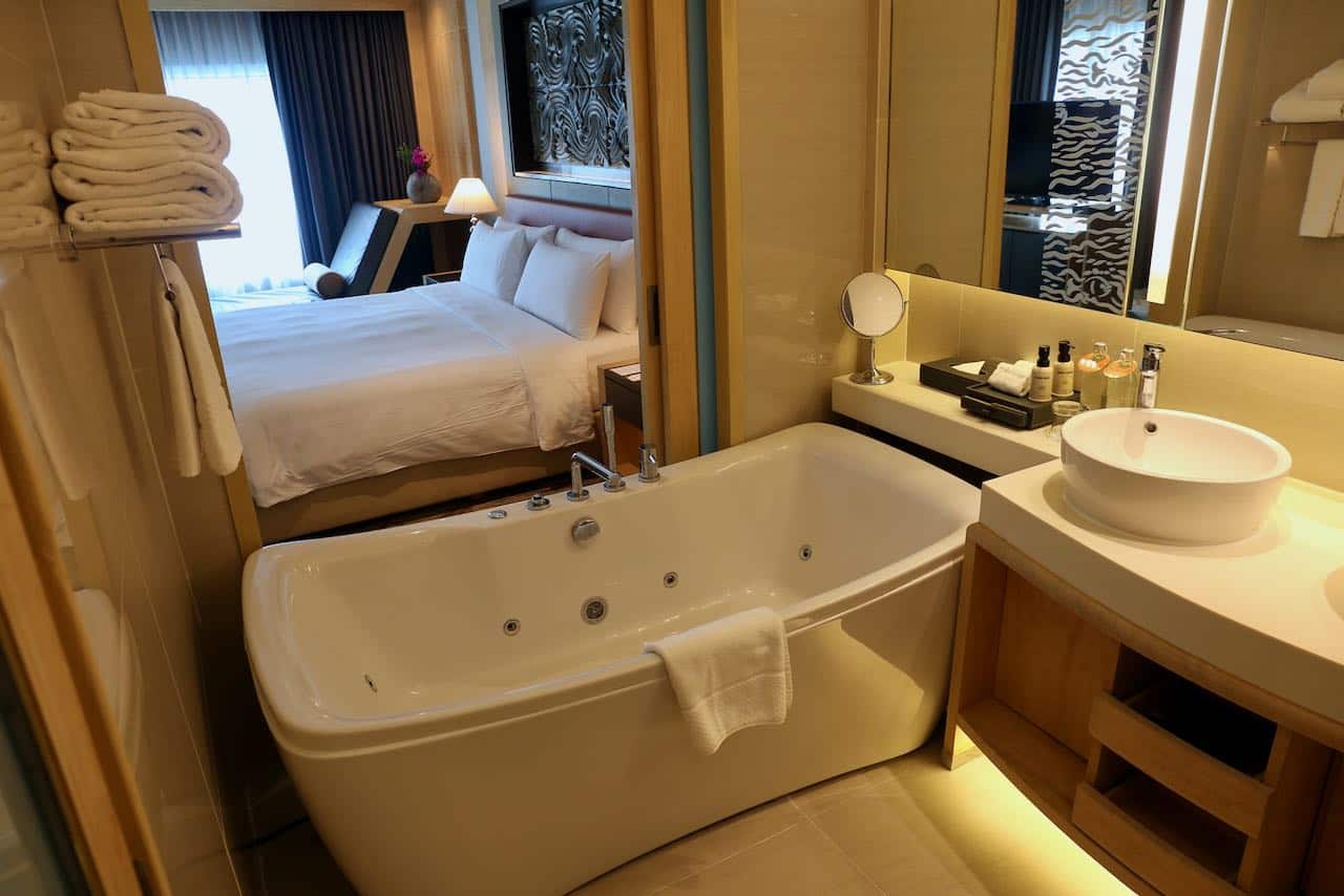 An luxurious Executive Suite at Amari Bangkok Hotel. 