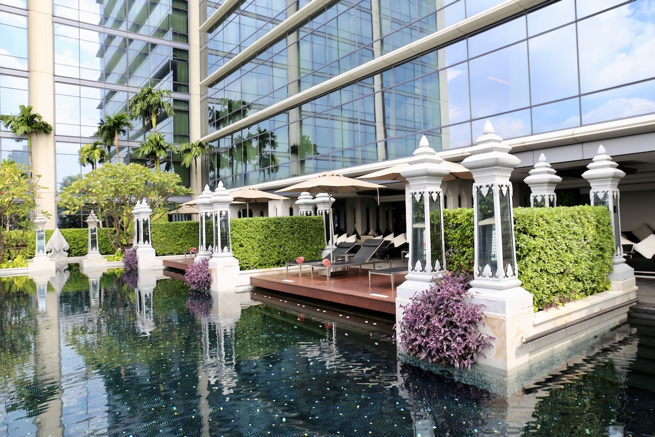 The St Regis is one of our favourite gay hotels in Bangkok for its Michelin dining, jaw-dropping pool and suite butler service.