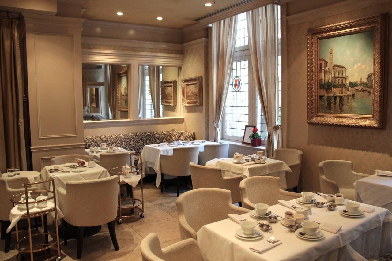 Windsor Arms Hotel in Yorkville features several rooms dedicated to High Tea service.